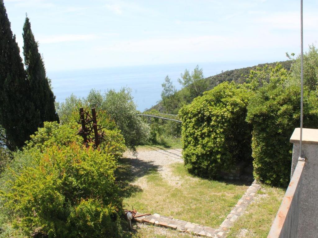 Cottage La Torre Del Pittore Bonassola Eksteriør billede